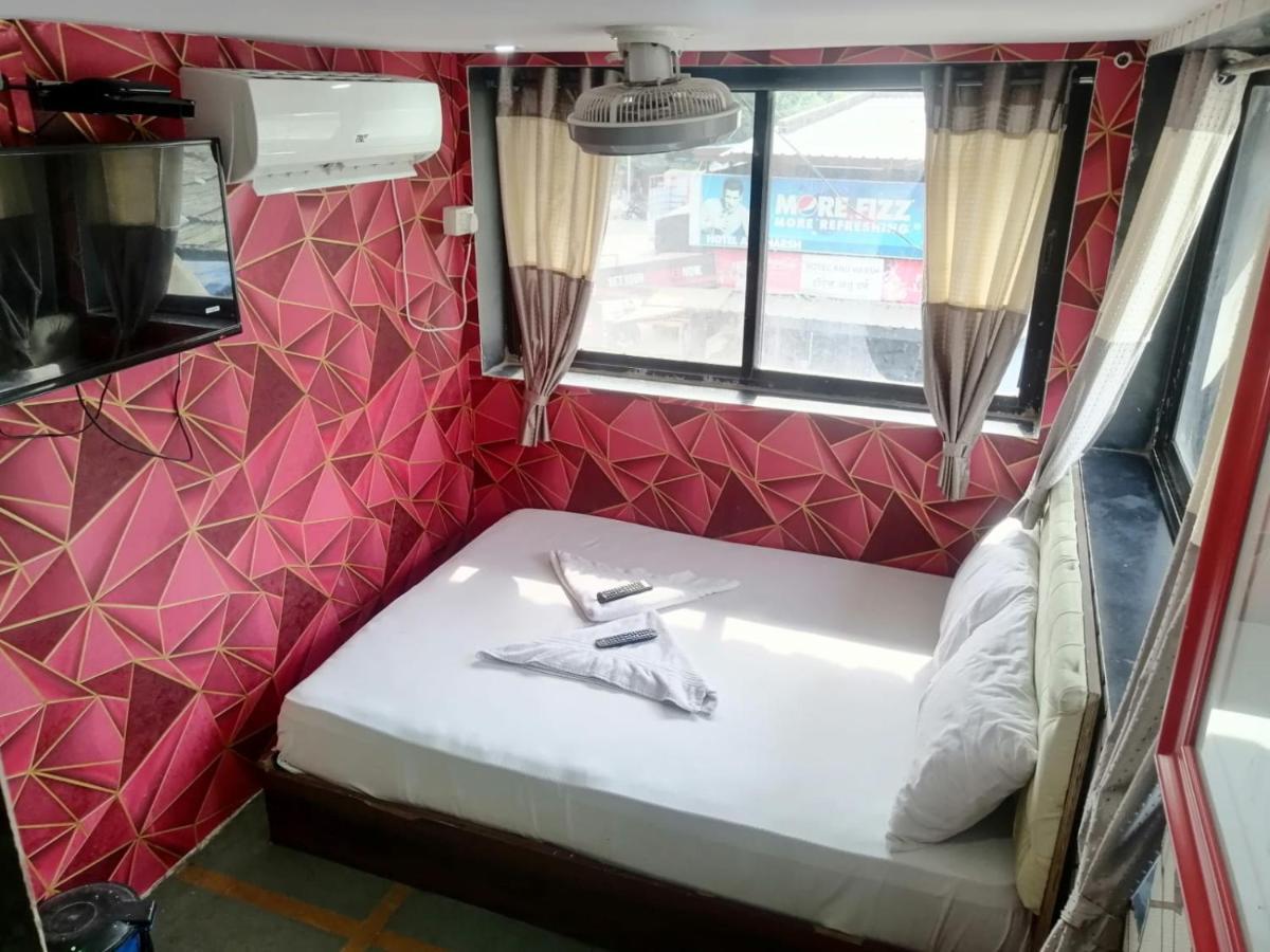 Hotel Kaina Residency Vashi ภายนอก รูปภาพ
