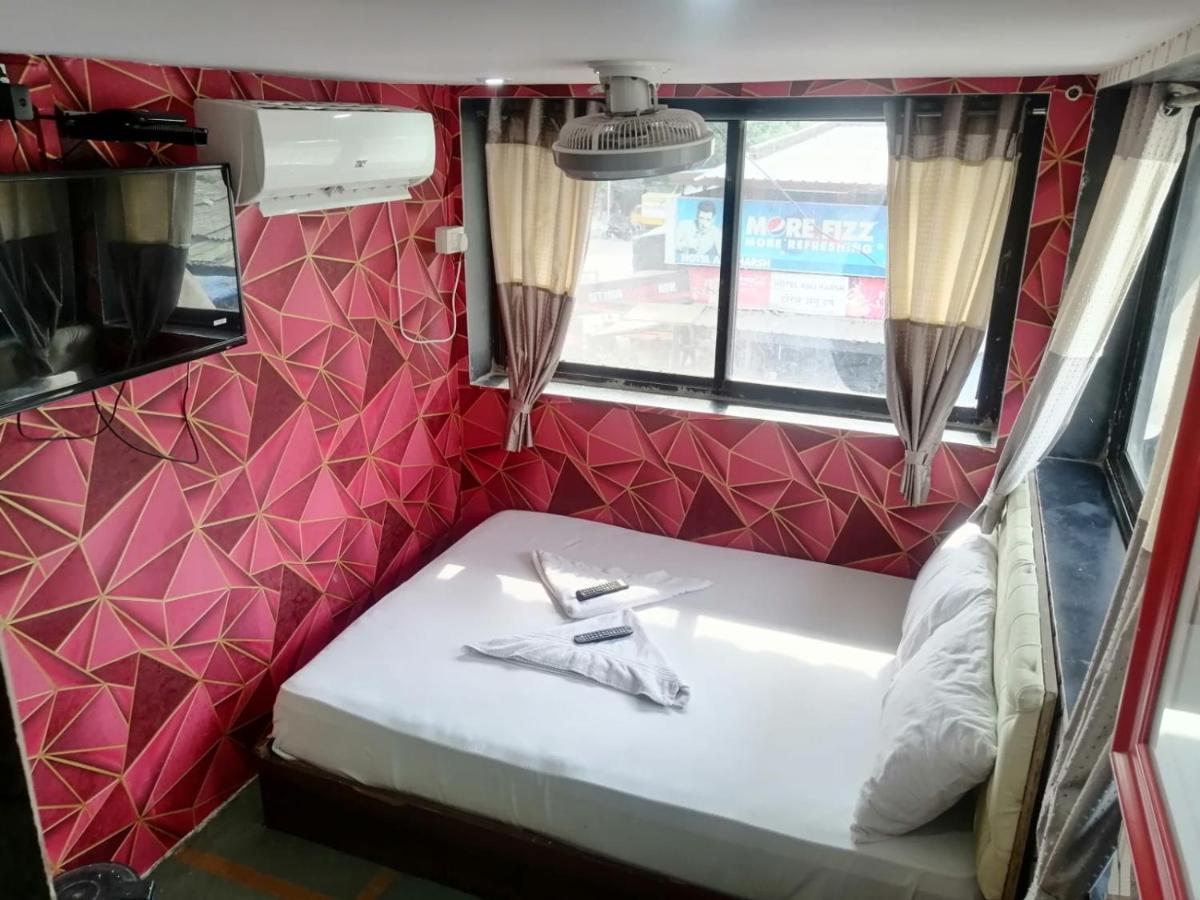 Hotel Kaina Residency Vashi ภายนอก รูปภาพ